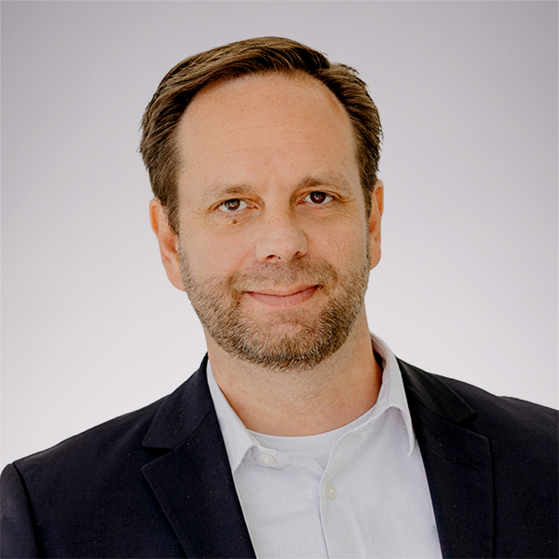 Profilbild_Julian_Nebel